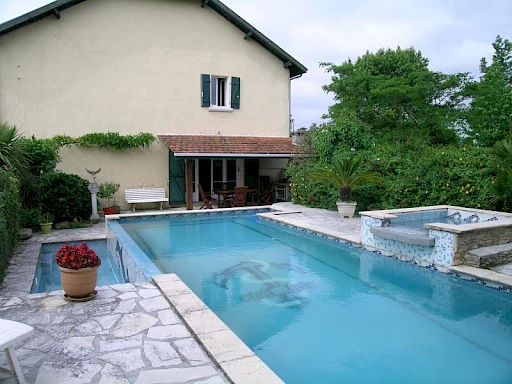 5 Mns HAGETMAU - MAISON DE CAMPAGNE avec Piscine et Dépendances - 2
