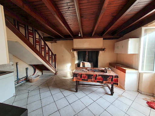 Immeuble de 129m2 à vendre 71500 € à Mugron - 1