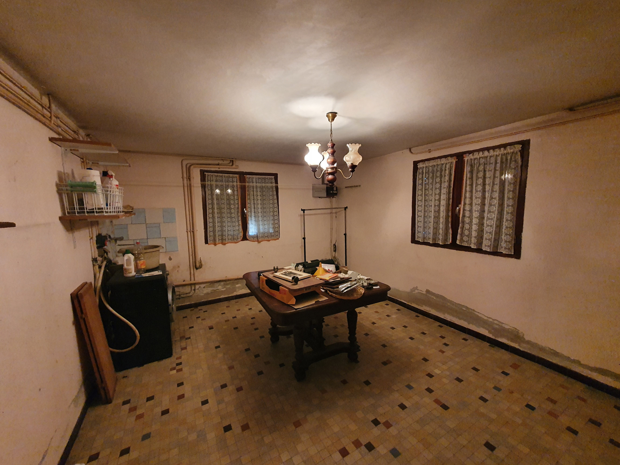 À Hagetmau, Maison d'habitation de 6 pièces