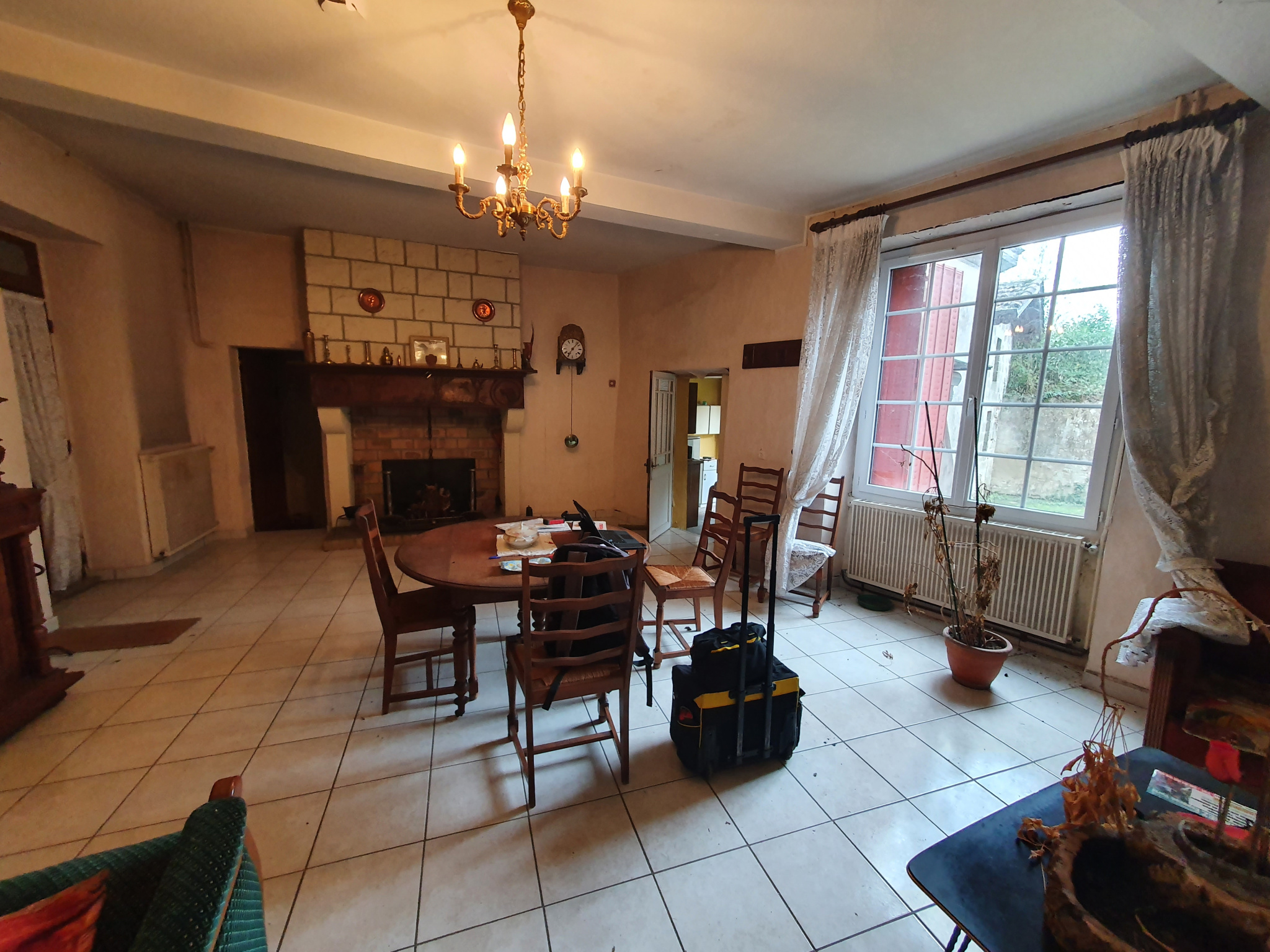 Mugron : immense maison de ville à acheter 96000 €