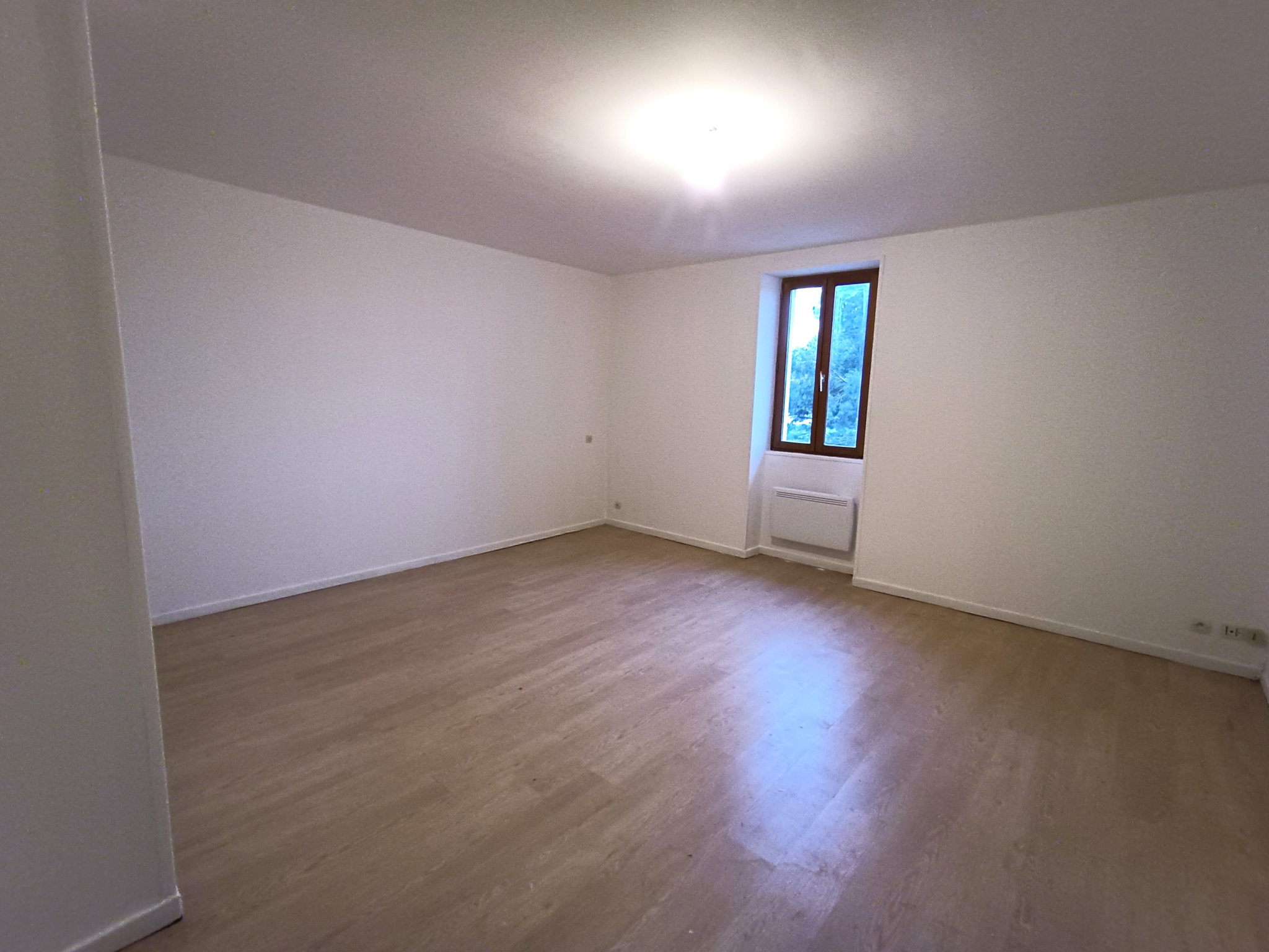 APPARTEMENT T3 PROCHE CENTRE VILLE