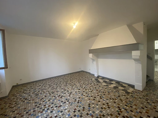 APPARTEMENT T3 PROCHE CENTRE VILLE
