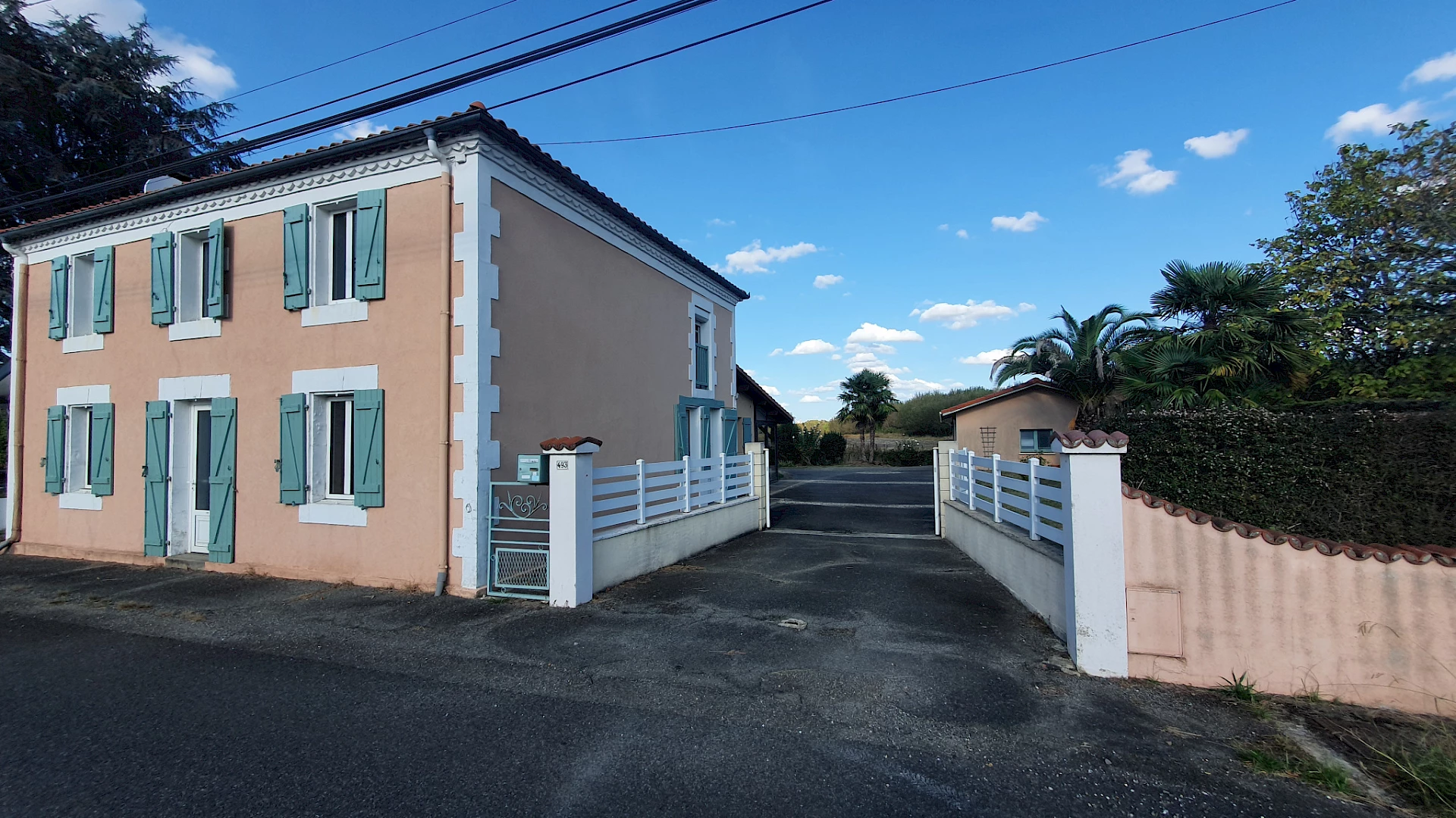 En vente à Hagetmau : maison avec 7 pièces