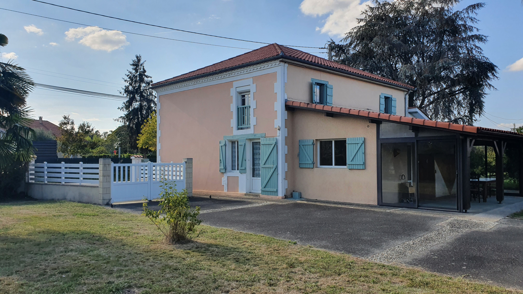 En vente à Hagetmau : maison avec 7 pièces