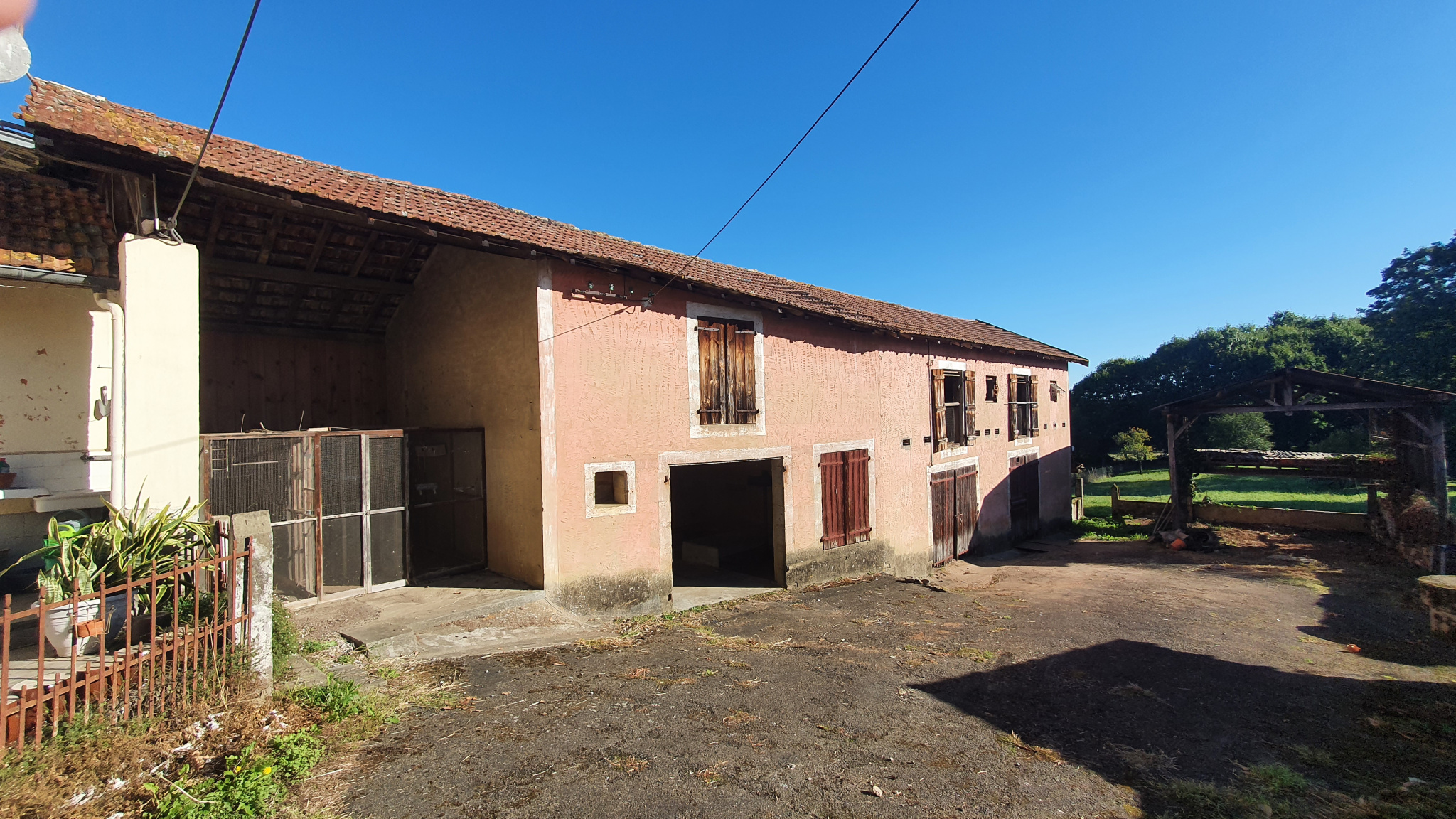 Maison + Dépendances proche de Hagetmau (40)