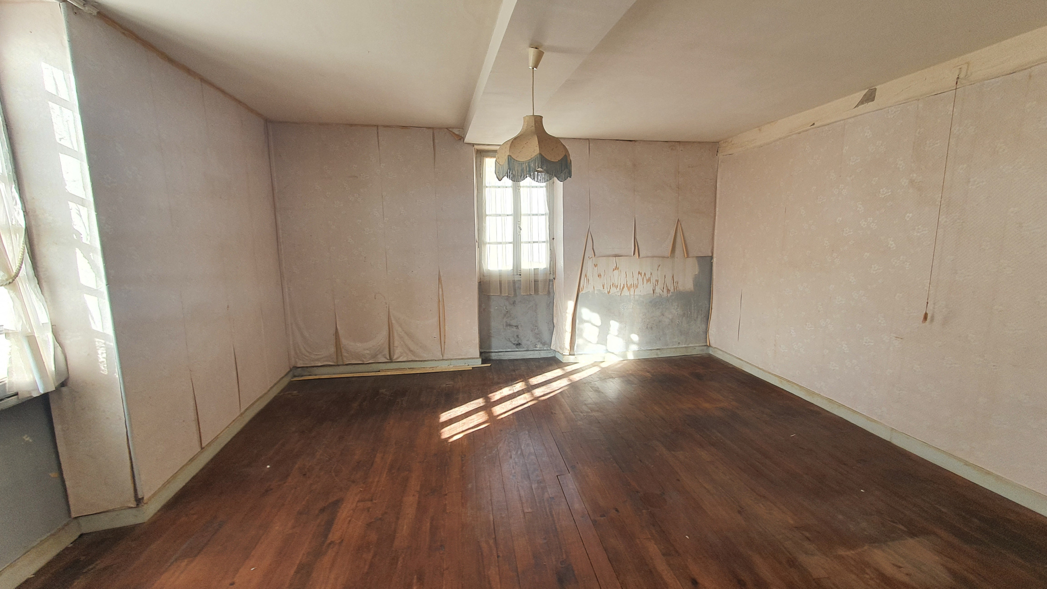 Maison + Dépendances proche de Hagetmau (40)